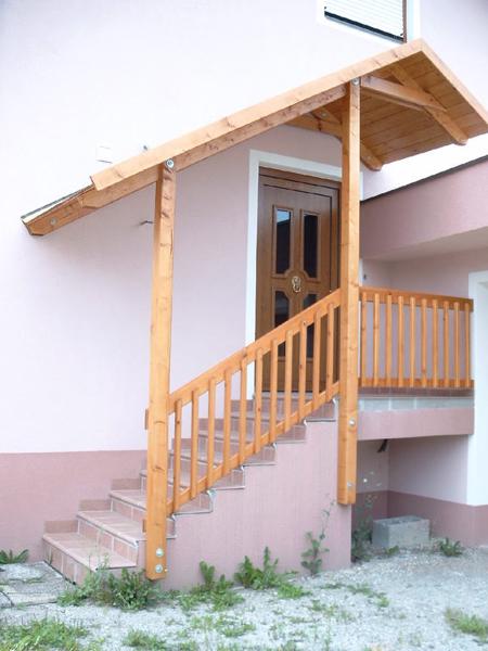 TRAVELER DIGITAL CAMERA